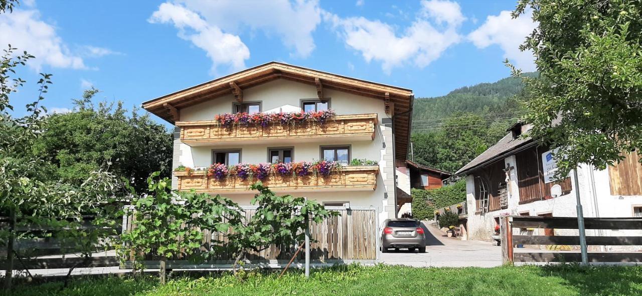 Gastehaus Zwischenberger Apartment Obervellach Luaran gambar