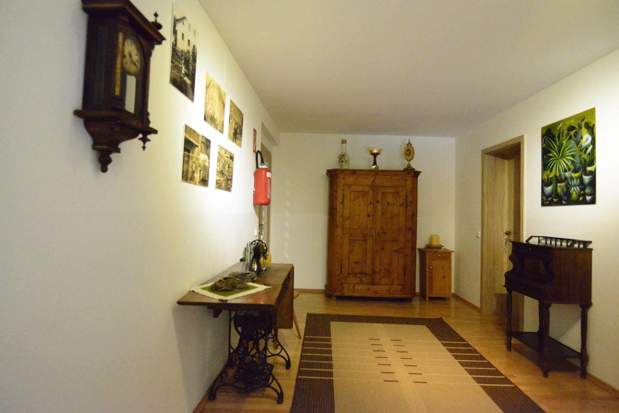 Gaestehaus Zwischenberger Obervellach Luaran gambar